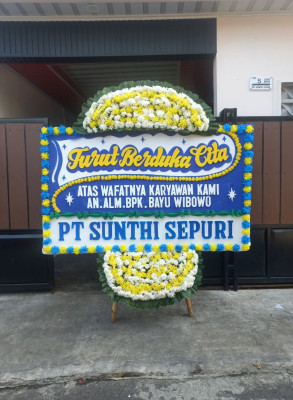 Papan Bunga Duka di Dasan Agung Baru